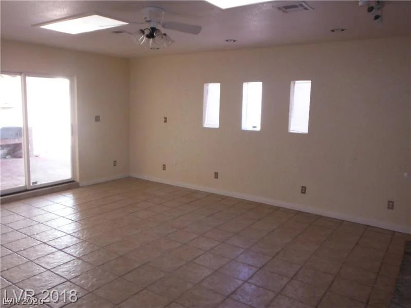 5319 TARA, Las Vegas, NV 89146