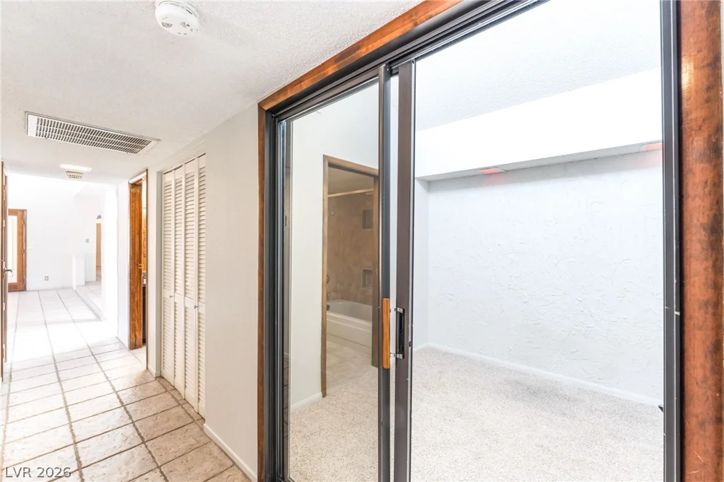 5319 TARA, Las Vegas, NV 89146