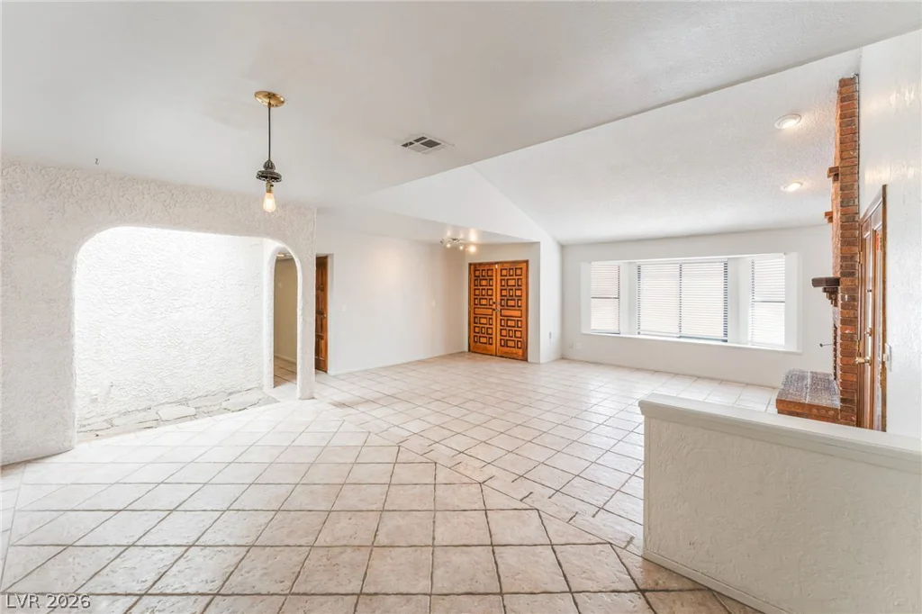 5319 TARA, Las Vegas, NV 89146