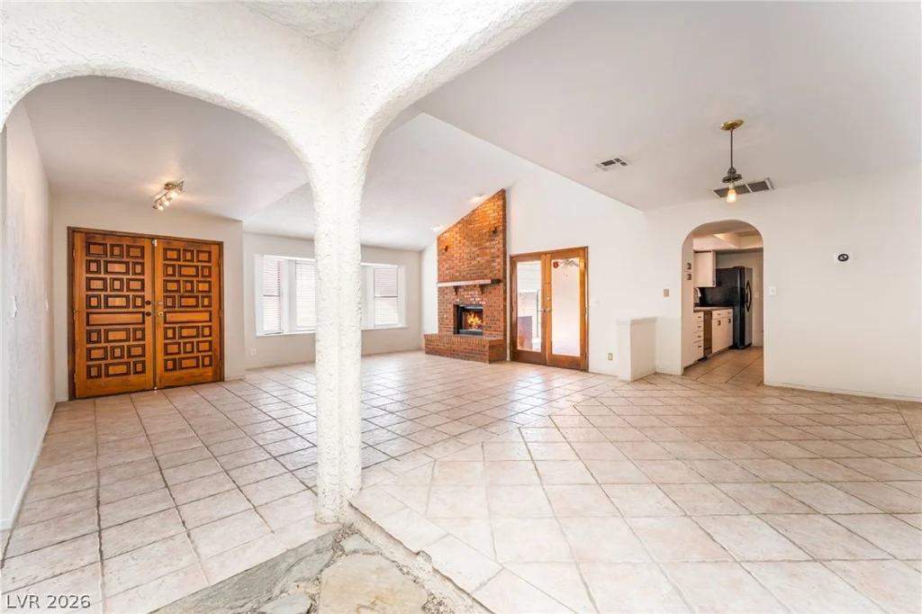 5319 TARA, Las Vegas, NV 89146