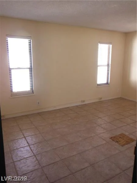 5319 TARA, Las Vegas, NV 89146