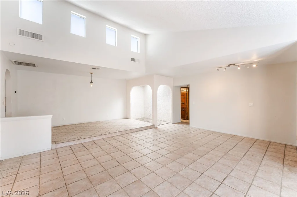 5319 TARA, Las Vegas, NV 89146