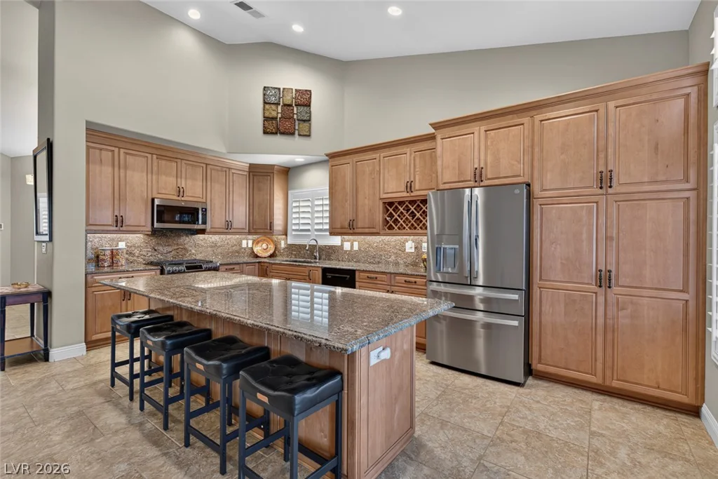818 Manor Shores, Henderson, NV 89002