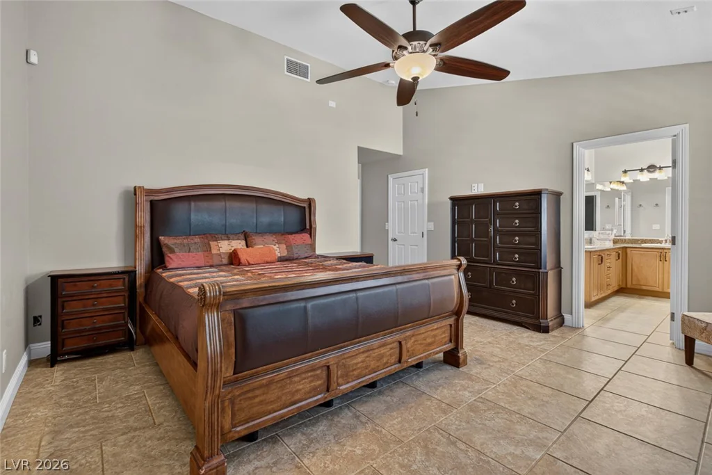 818 Manor Shores, Henderson, NV 89002