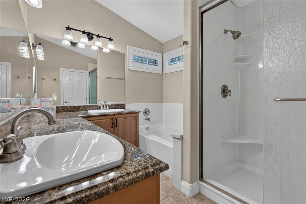818 Manor Shores, Henderson, NV 89002