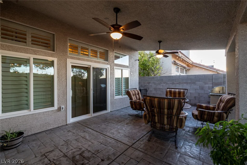 818 Manor Shores, Henderson, NV 89002