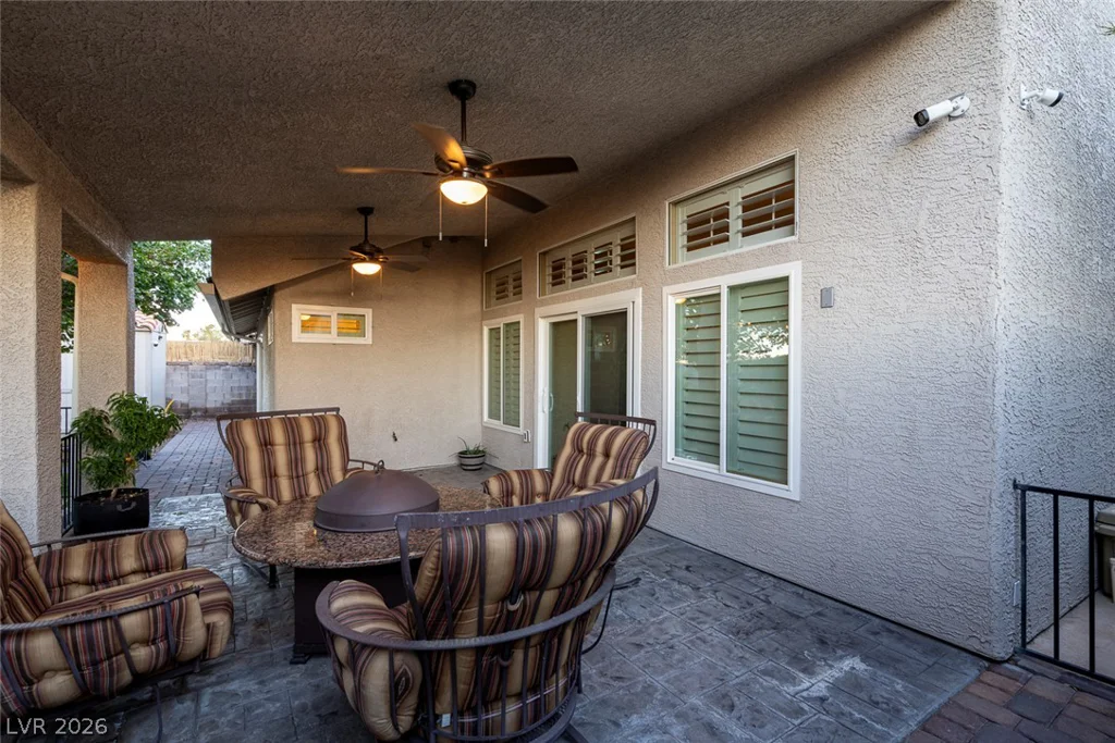 818 Manor Shores, Henderson, NV 89002