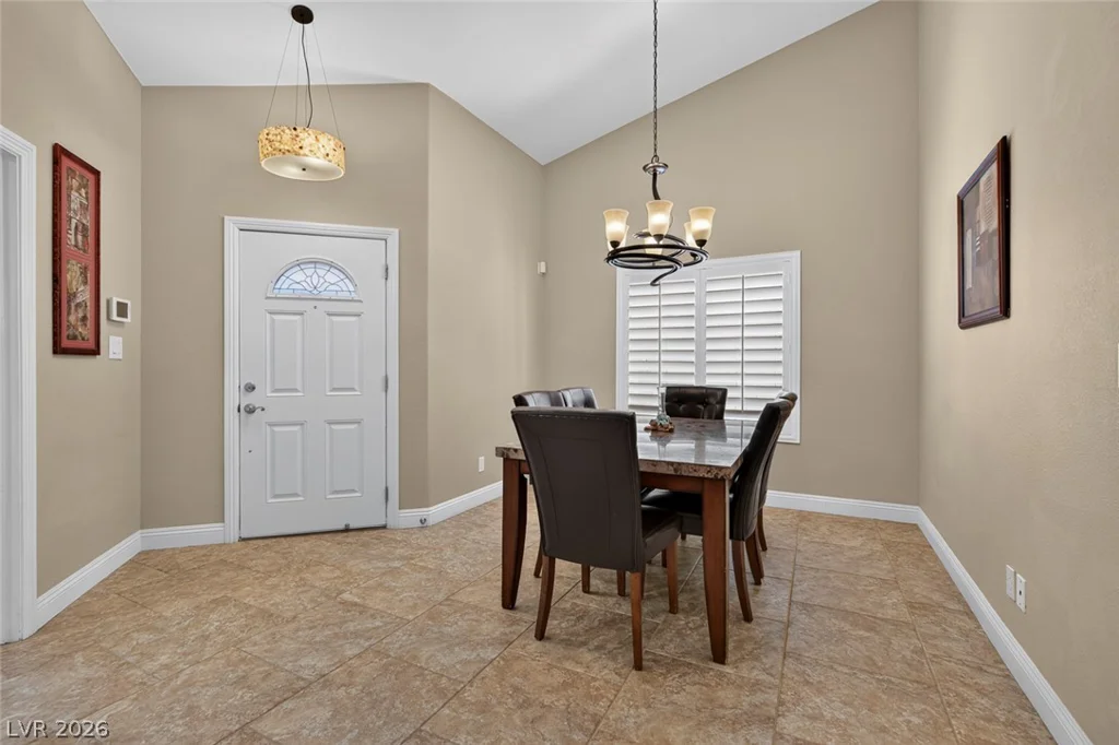 818 Manor Shores, Henderson, NV 89002