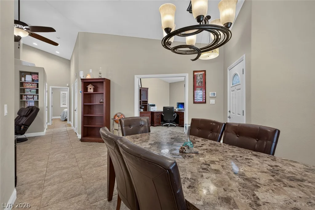 818 Manor Shores, Henderson, NV 89002