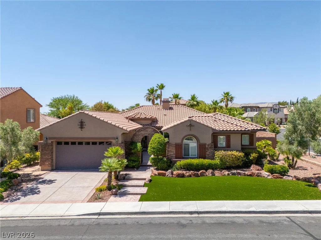 11517 Bohemian Forest, Las Vegas, NV 89138