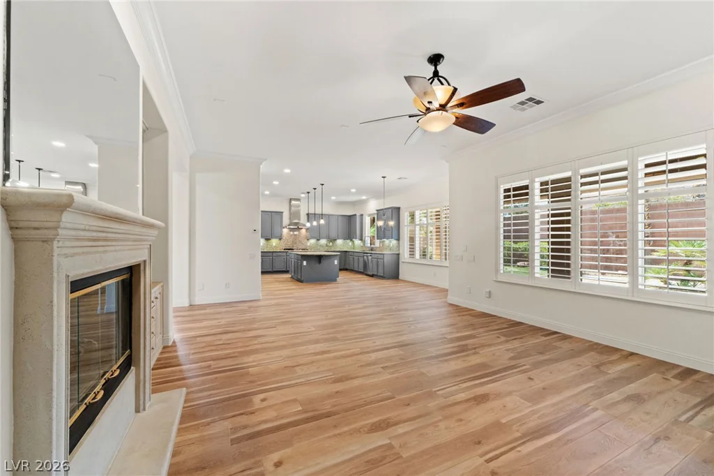 11517 Bohemian Forest, Las Vegas, NV 89138
