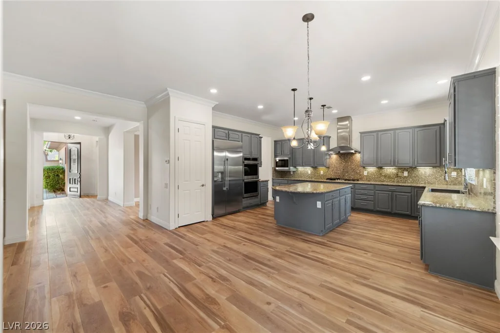 11517 Bohemian Forest, Las Vegas, NV 89138