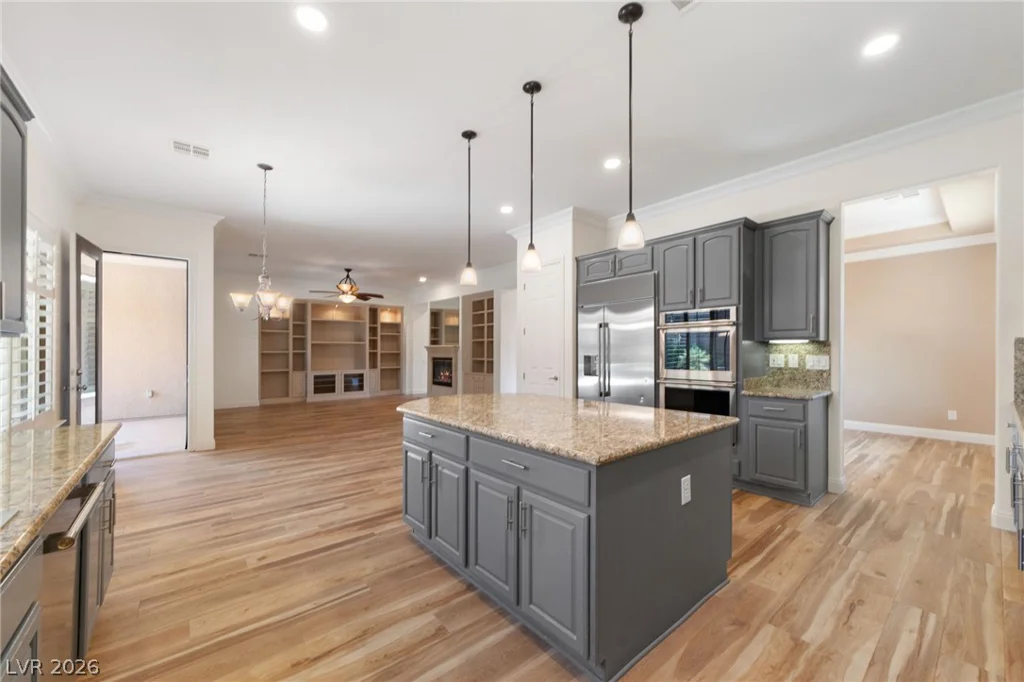 11517 Bohemian Forest, Las Vegas, NV 89138