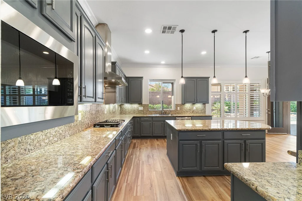 11517 Bohemian Forest, Las Vegas, NV 89138