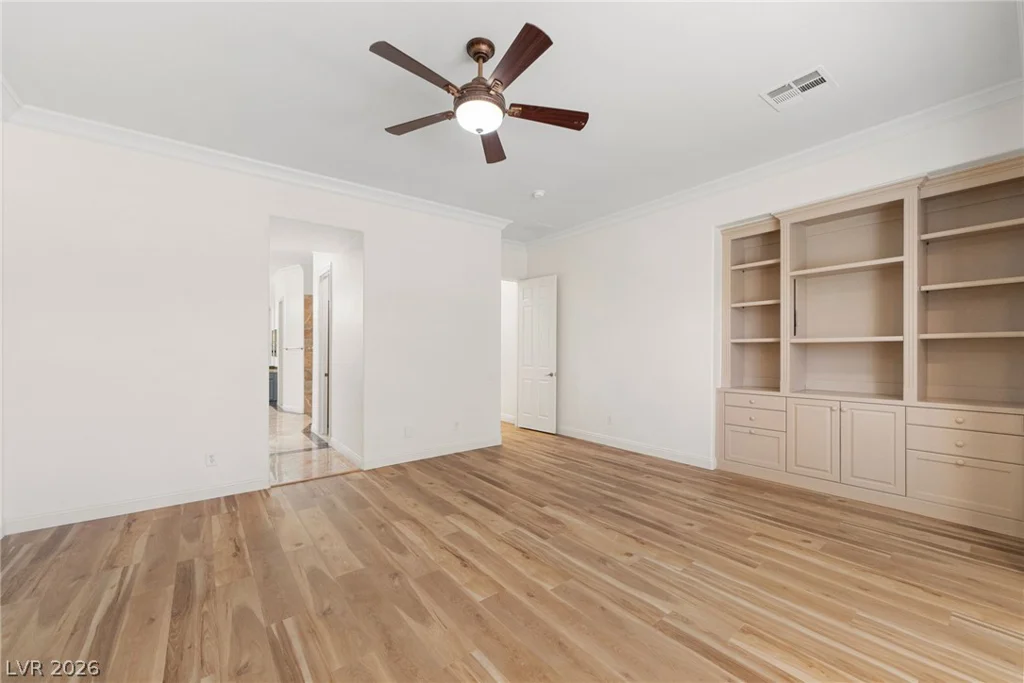 11517 Bohemian Forest, Las Vegas, NV 89138