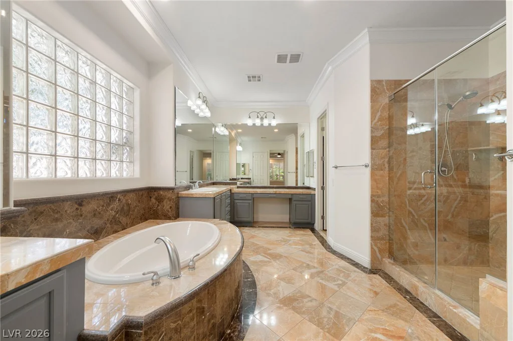 11517 Bohemian Forest, Las Vegas, NV 89138