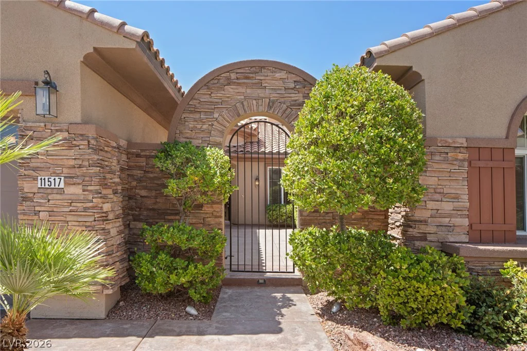 11517 Bohemian Forest, Las Vegas, NV 89138