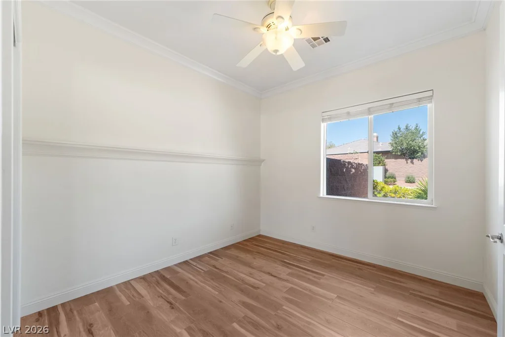 11517 Bohemian Forest, Las Vegas, NV 89138