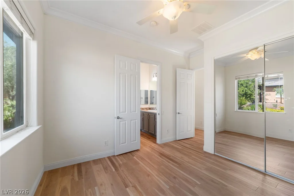 11517 Bohemian Forest, Las Vegas, NV 89138