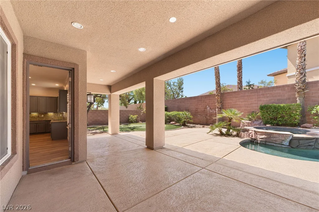 11517 Bohemian Forest, Las Vegas, NV 89138