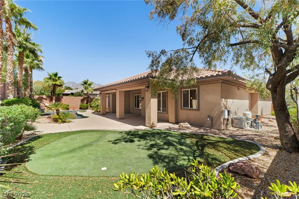 11517 Bohemian Forest, Las Vegas, NV 89138