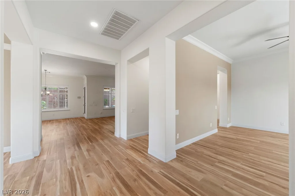 11517 Bohemian Forest, Las Vegas, NV 89138