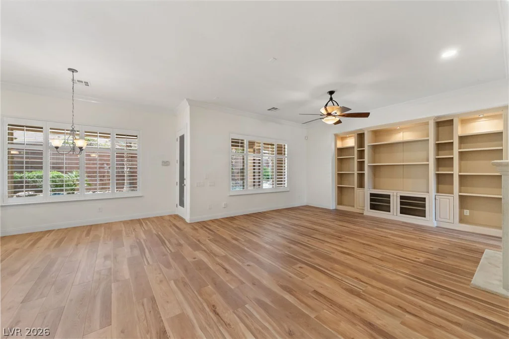 11517 Bohemian Forest, Las Vegas, NV 89138