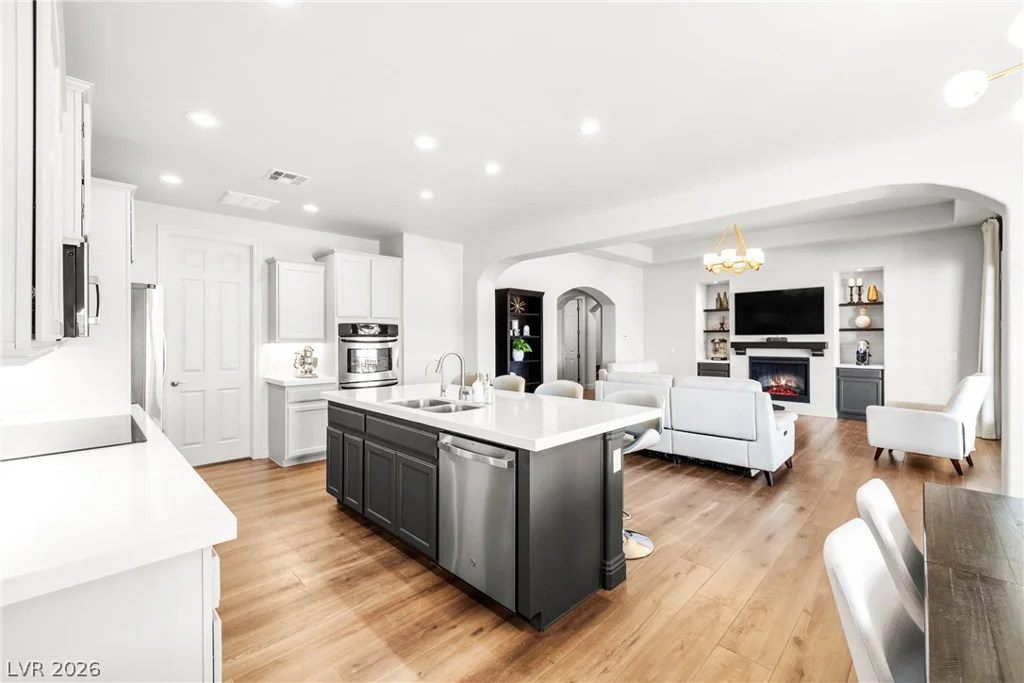 3853 River Heights, Logandale, NV 89021