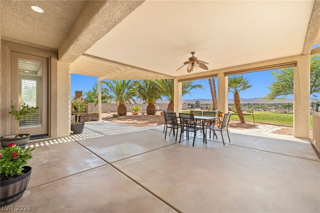 3853 River Heights, Logandale, NV 89021