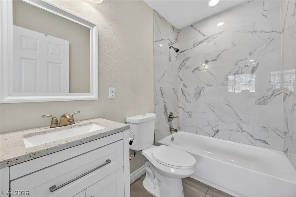 228 17th, Las Vegas, NV 89101