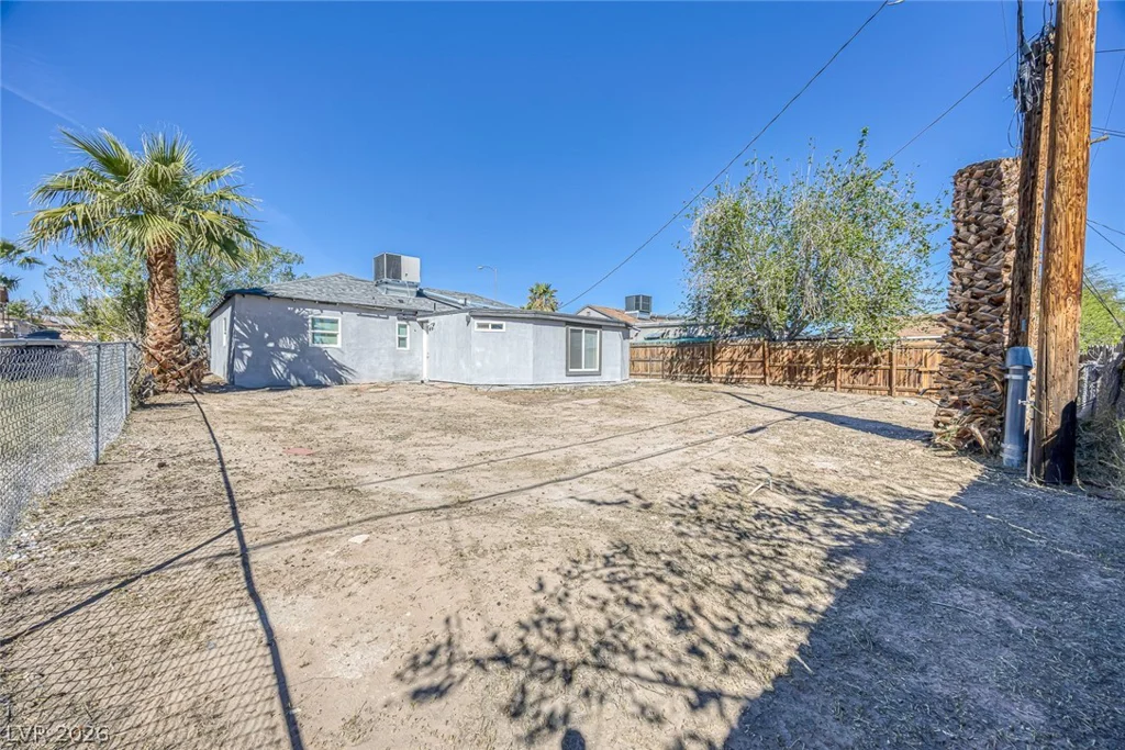 228 17th, Las Vegas, NV 89101