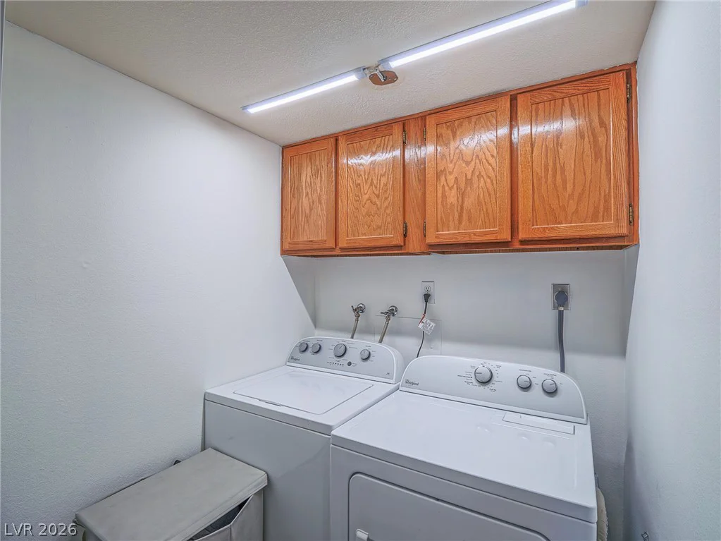 730 Royal Crest, Las Vegas, NV 89169