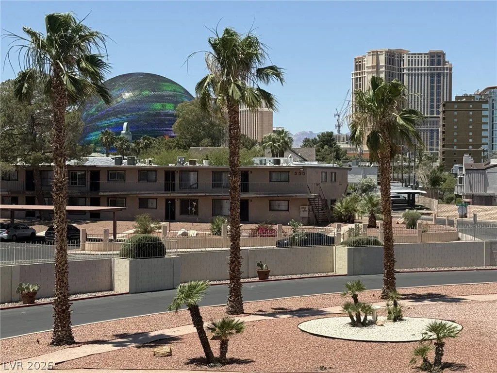 730 Royal Crest, Las Vegas, NV 89169
