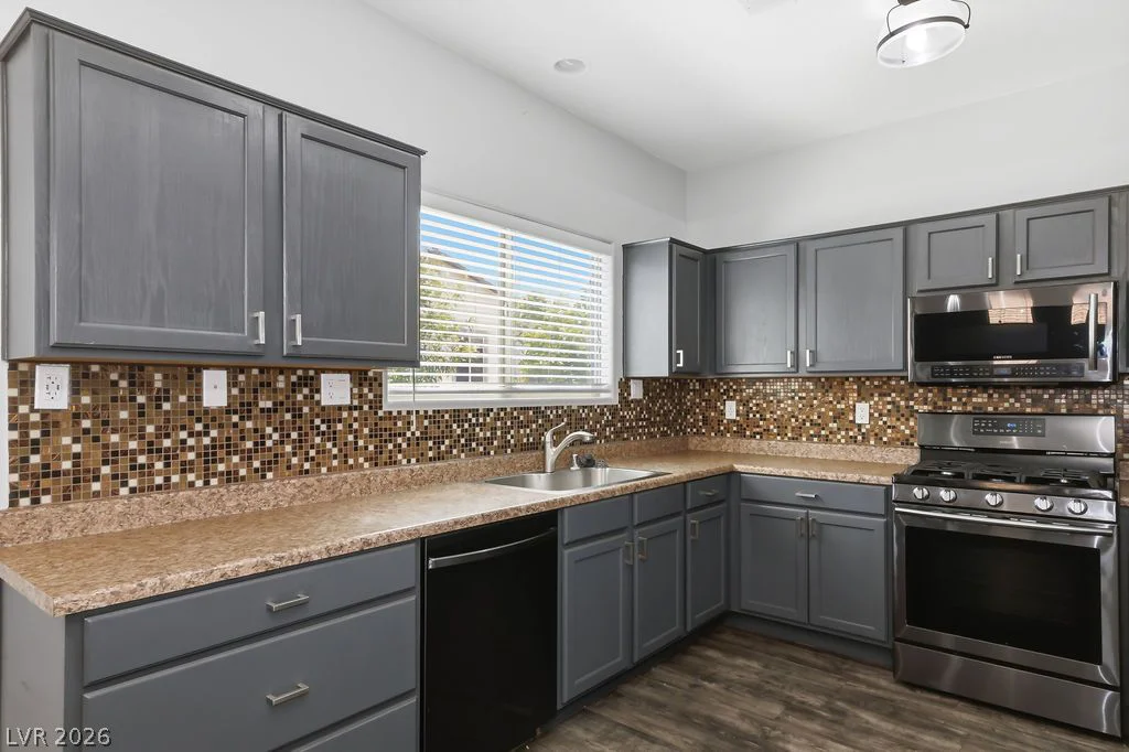 6718 Carol Steam, Las Vegas, NV 89149