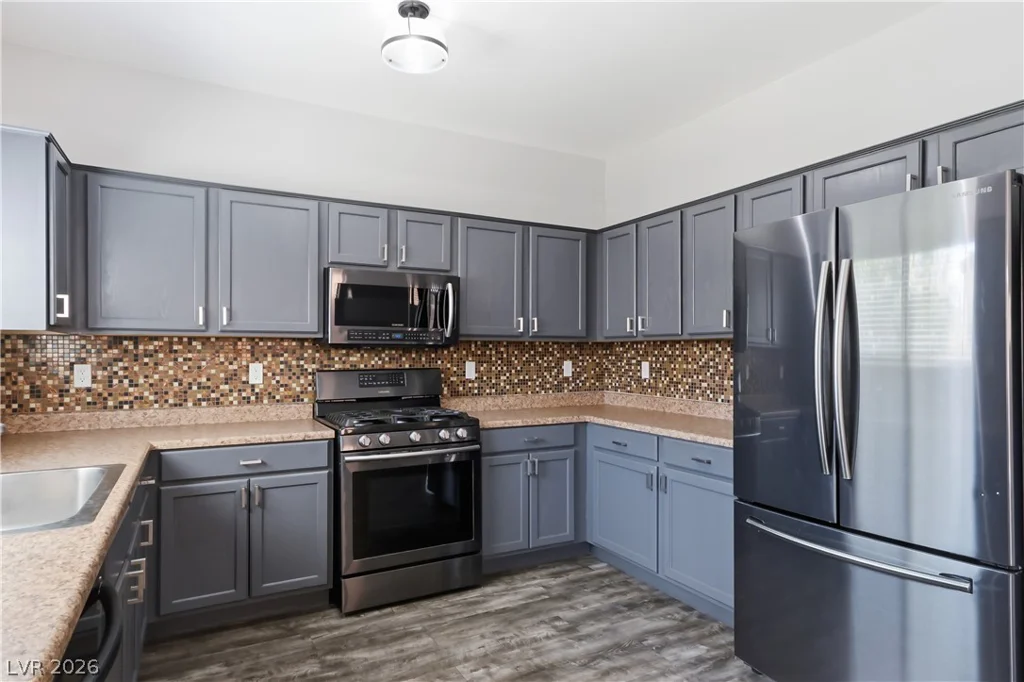 6718 Carol Steam, Las Vegas, NV 89149