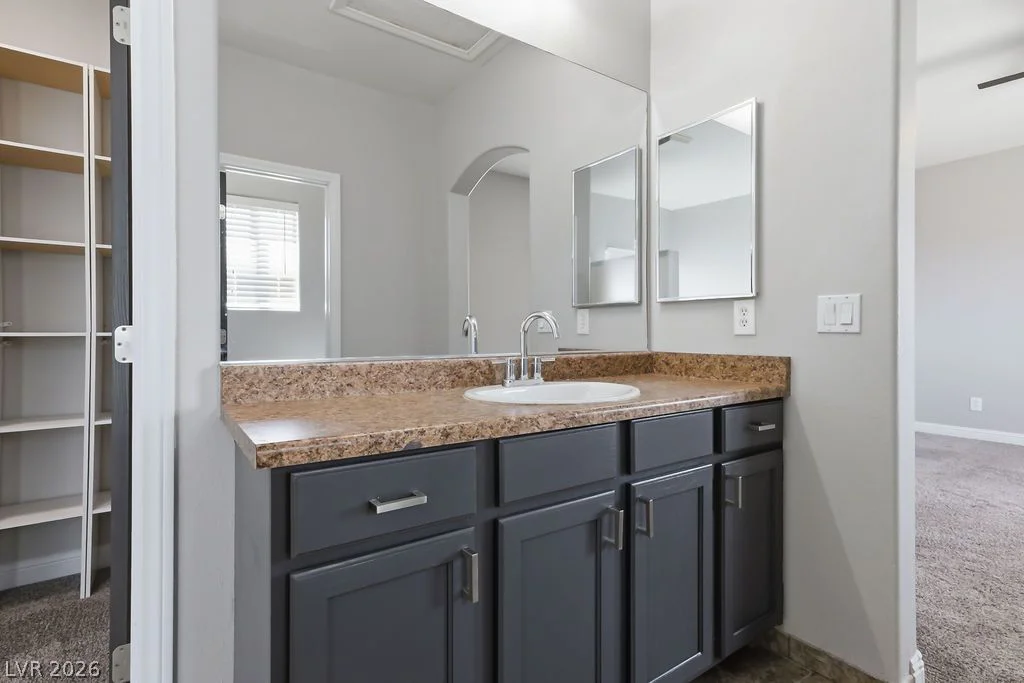 6718 Carol Steam, Las Vegas, NV 89149