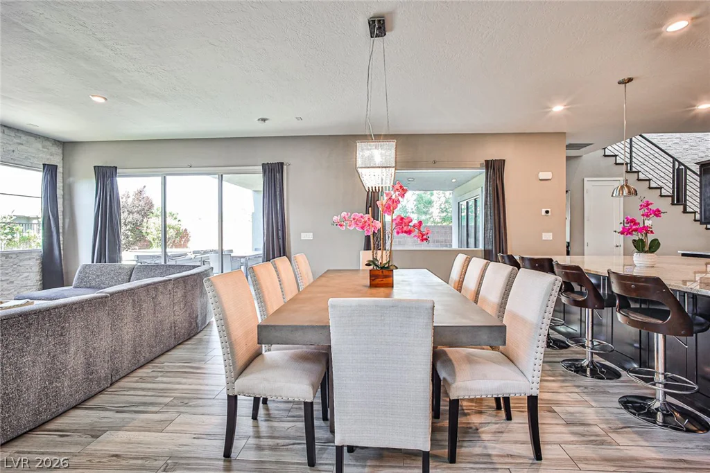 10226 Jade Gardens, Las Vegas, NV 89135