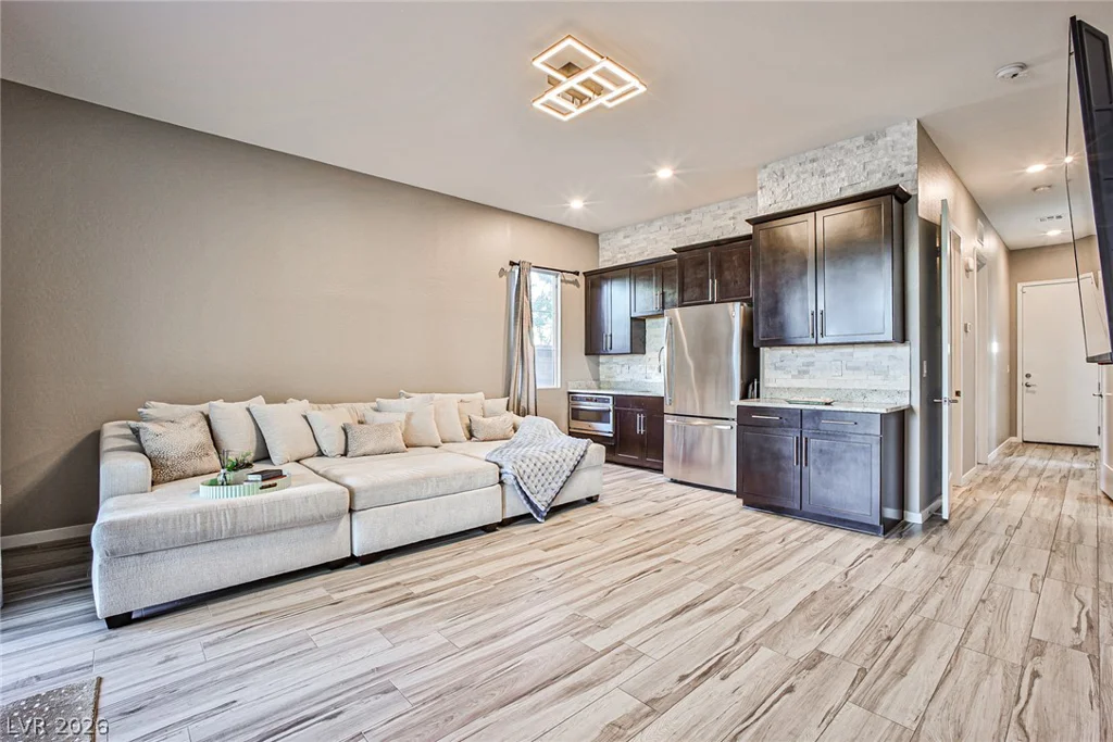 10226 Jade Gardens, Las Vegas, NV 89135