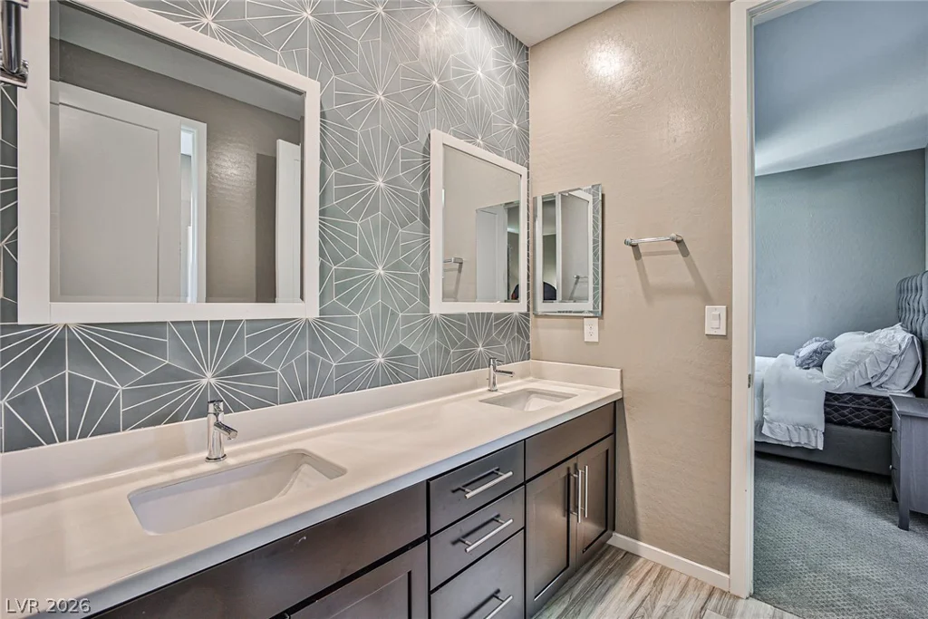 10226 Jade Gardens, Las Vegas, NV 89135