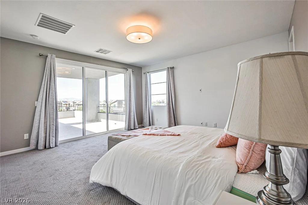 10226 Jade Gardens, Las Vegas, NV 89135
