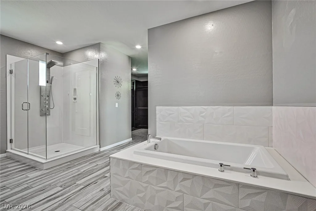 10226 Jade Gardens, Las Vegas, NV 89135