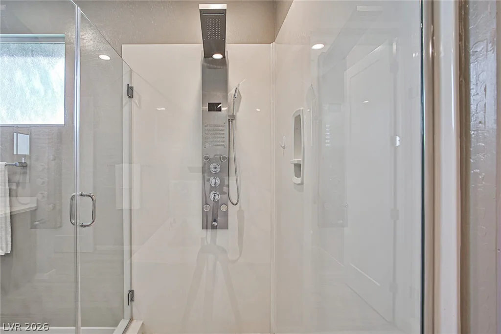 10226 Jade Gardens, Las Vegas, NV 89135