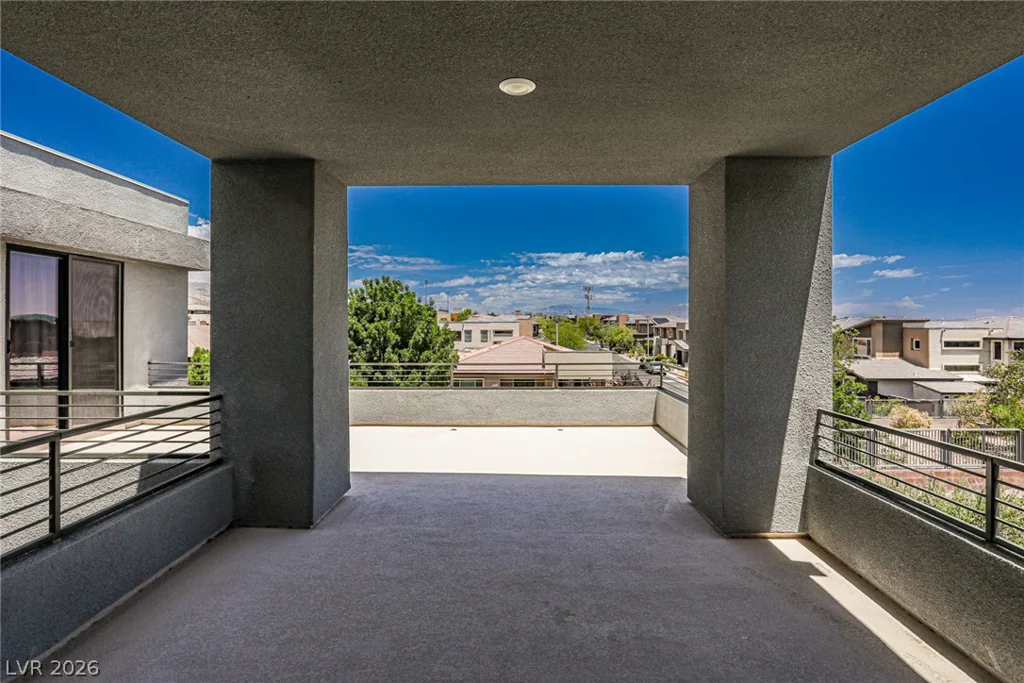 10226 Jade Gardens, Las Vegas, NV 89135