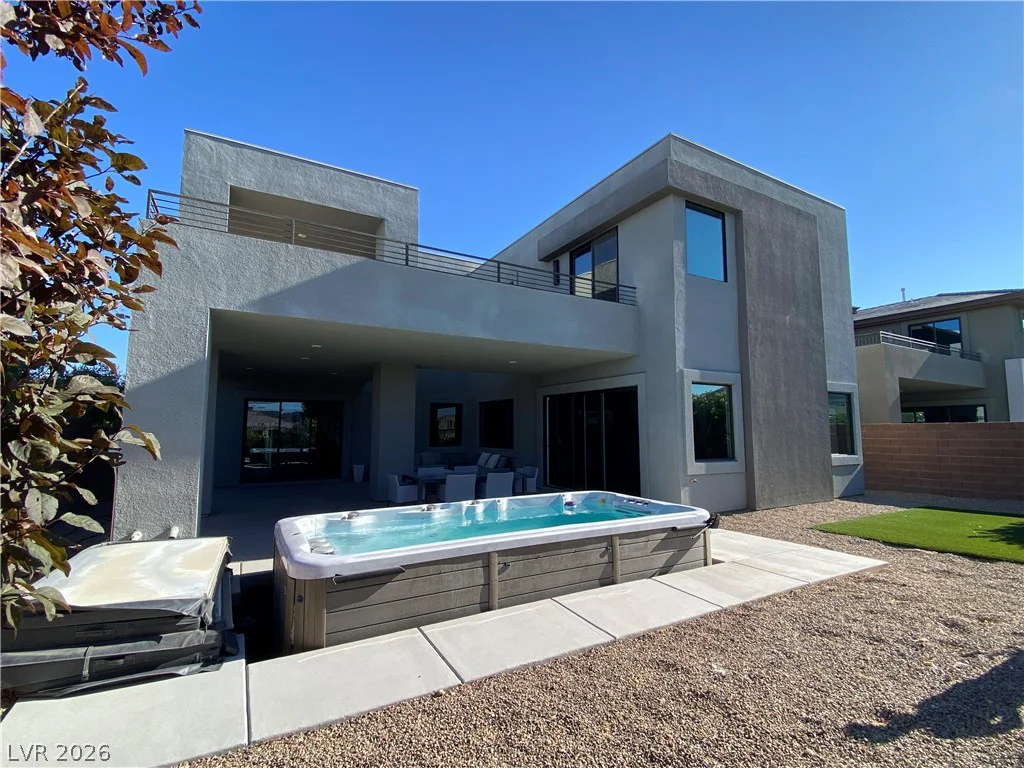 10226 Jade Gardens, Las Vegas, NV 89135
