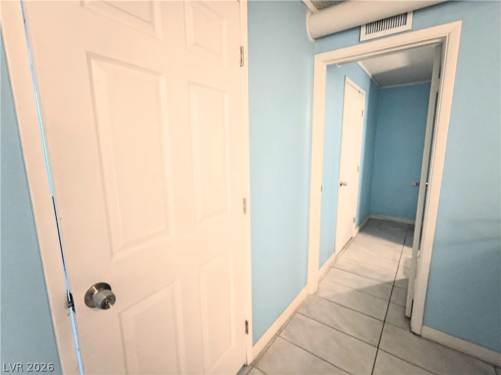 1381 University, Las Vegas, NV 89119