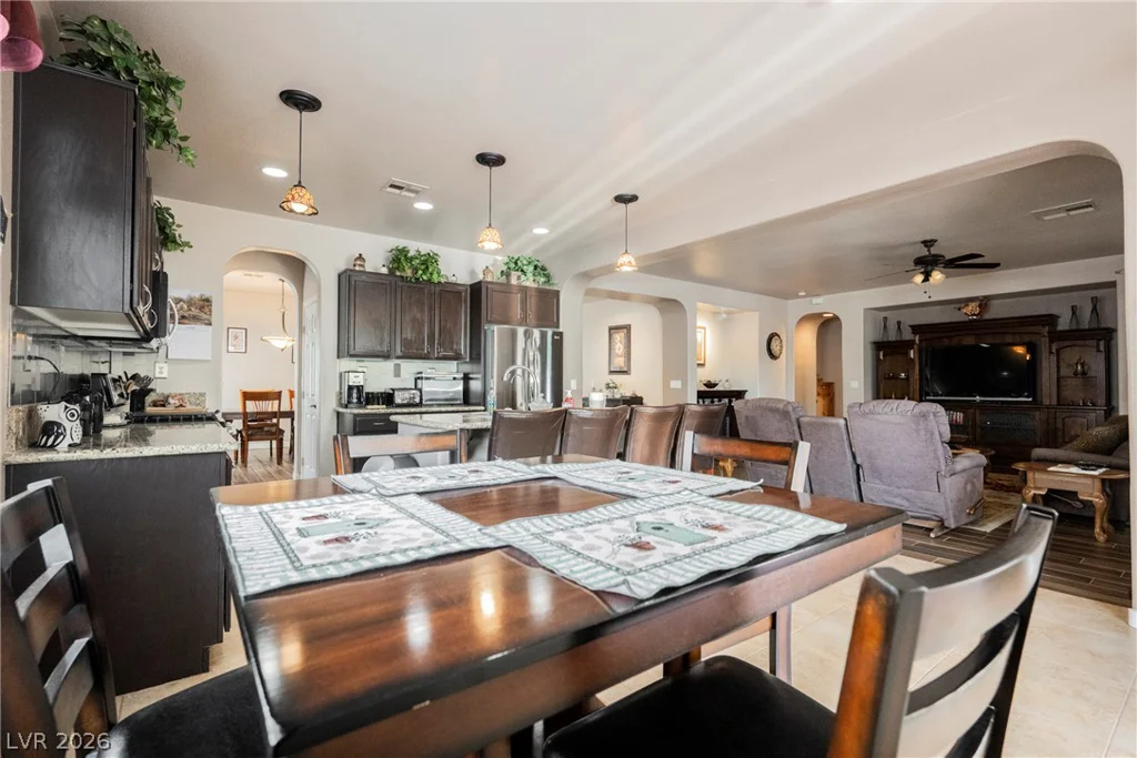 8054 Meadow Pasture, North Las Vegas, NV 89085