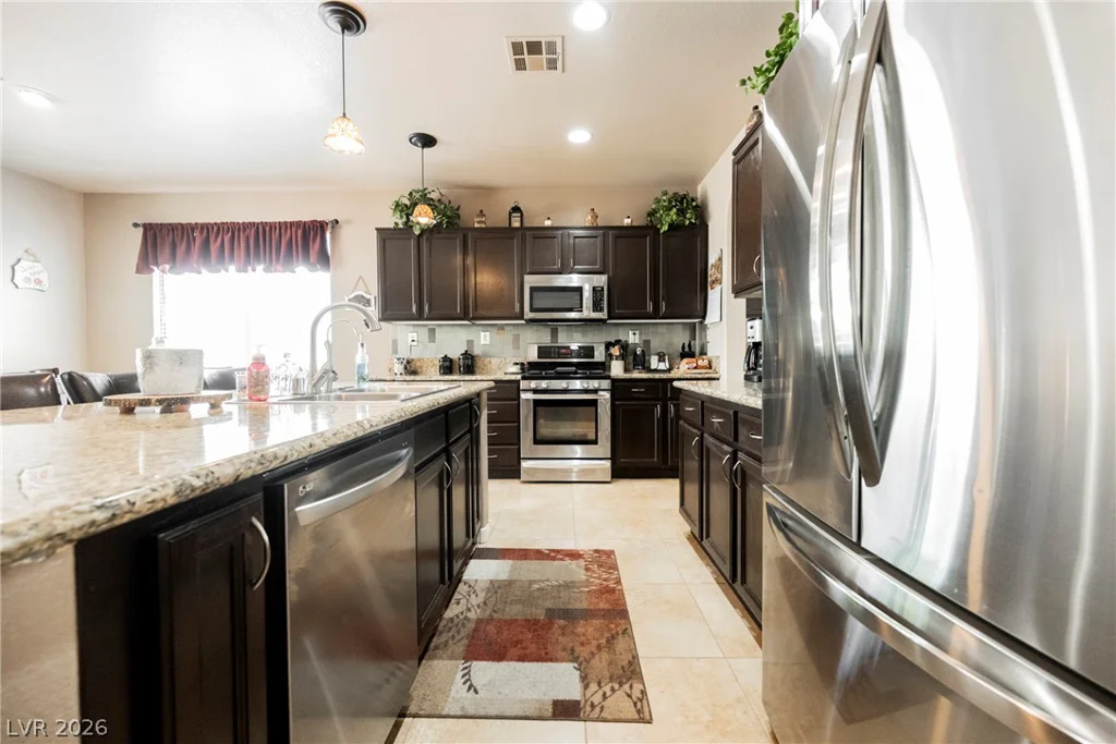 8054 Meadow Pasture, North Las Vegas, NV 89085