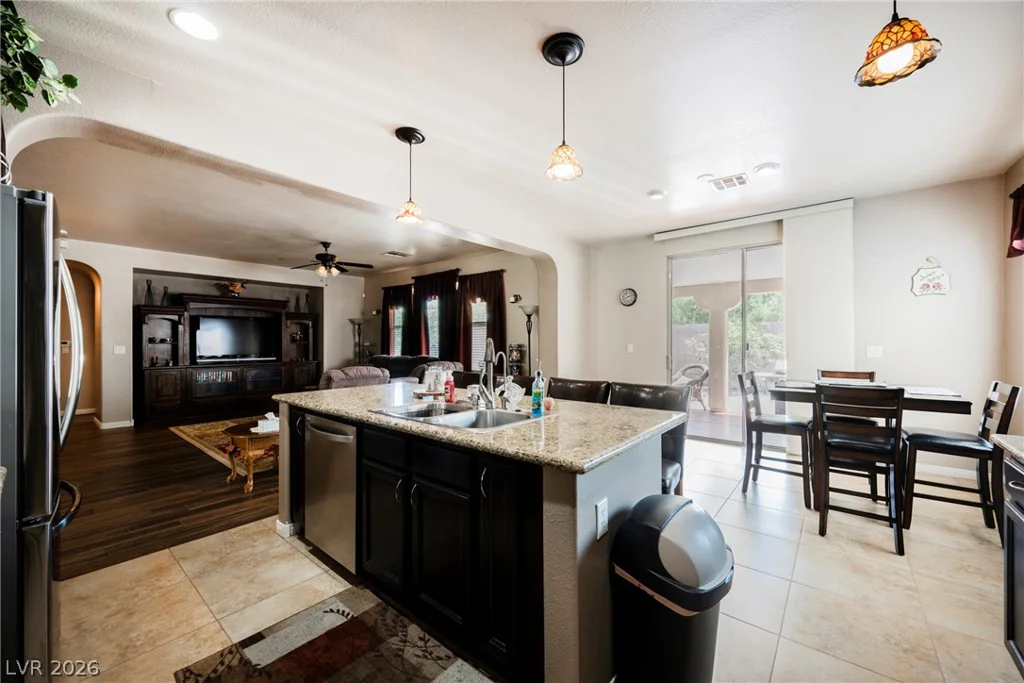 8054 Meadow Pasture, North Las Vegas, NV 89085