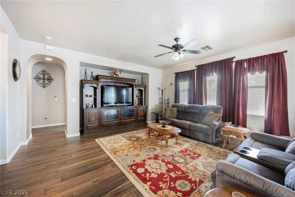 8054 Meadow Pasture, North Las Vegas, NV 89085