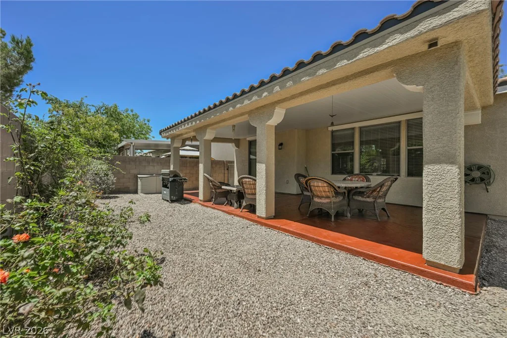 8054 Meadow Pasture, North Las Vegas, NV 89085